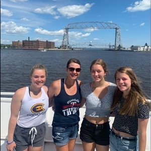 Meet your Posher, Morgan